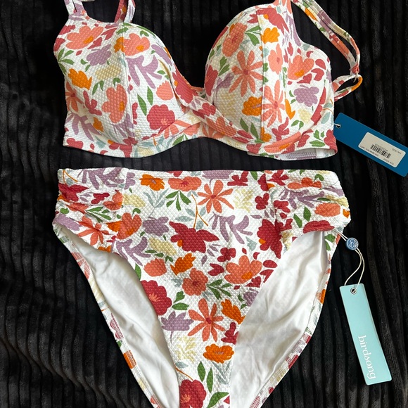 Birdsong bikini wrap top and ruched high waisted bottoms - Picture 2 of 5